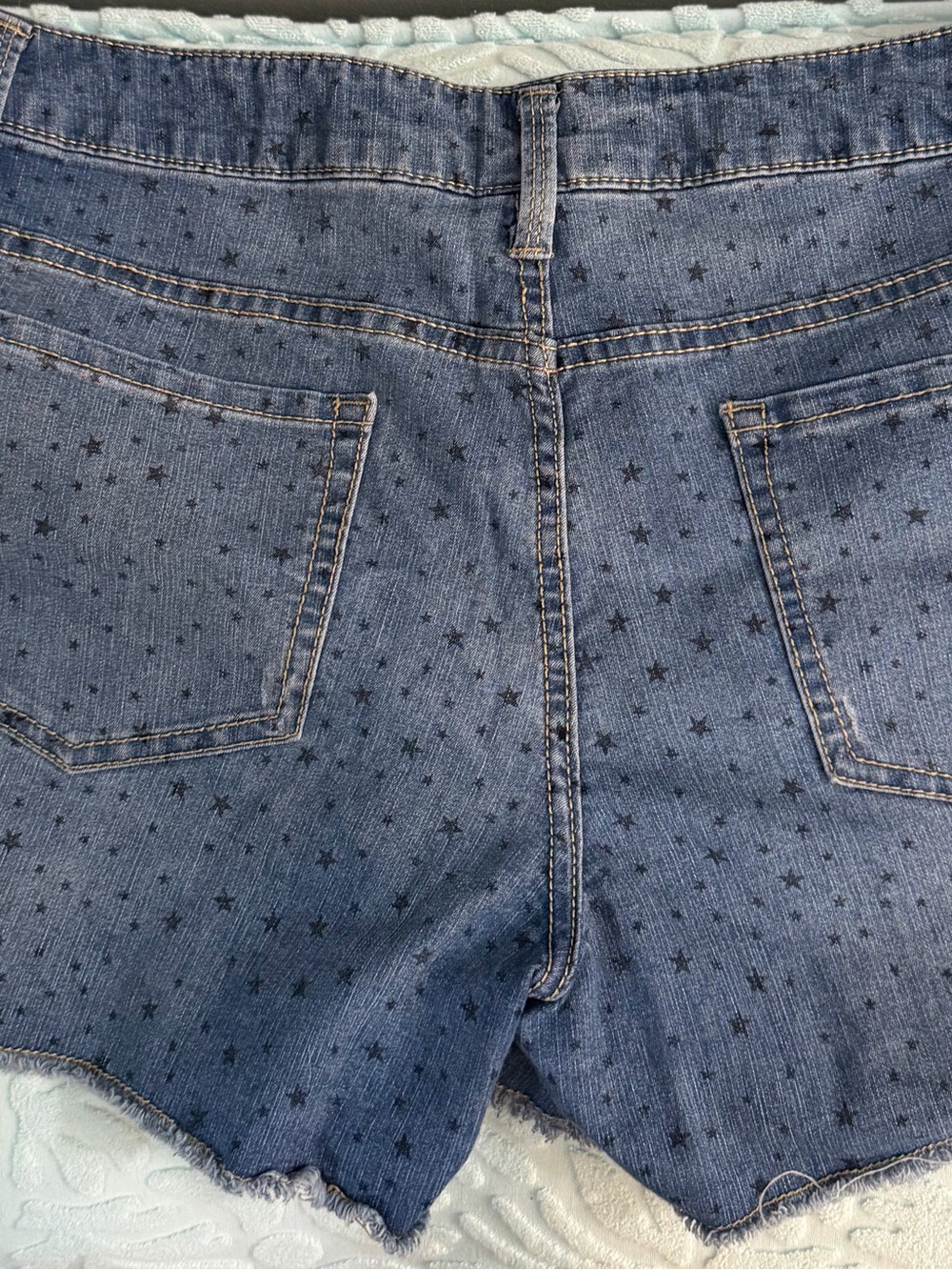 Faded Glory Blue Denim Star-Print Frayed Hem Shorts - Picture 2 of 5